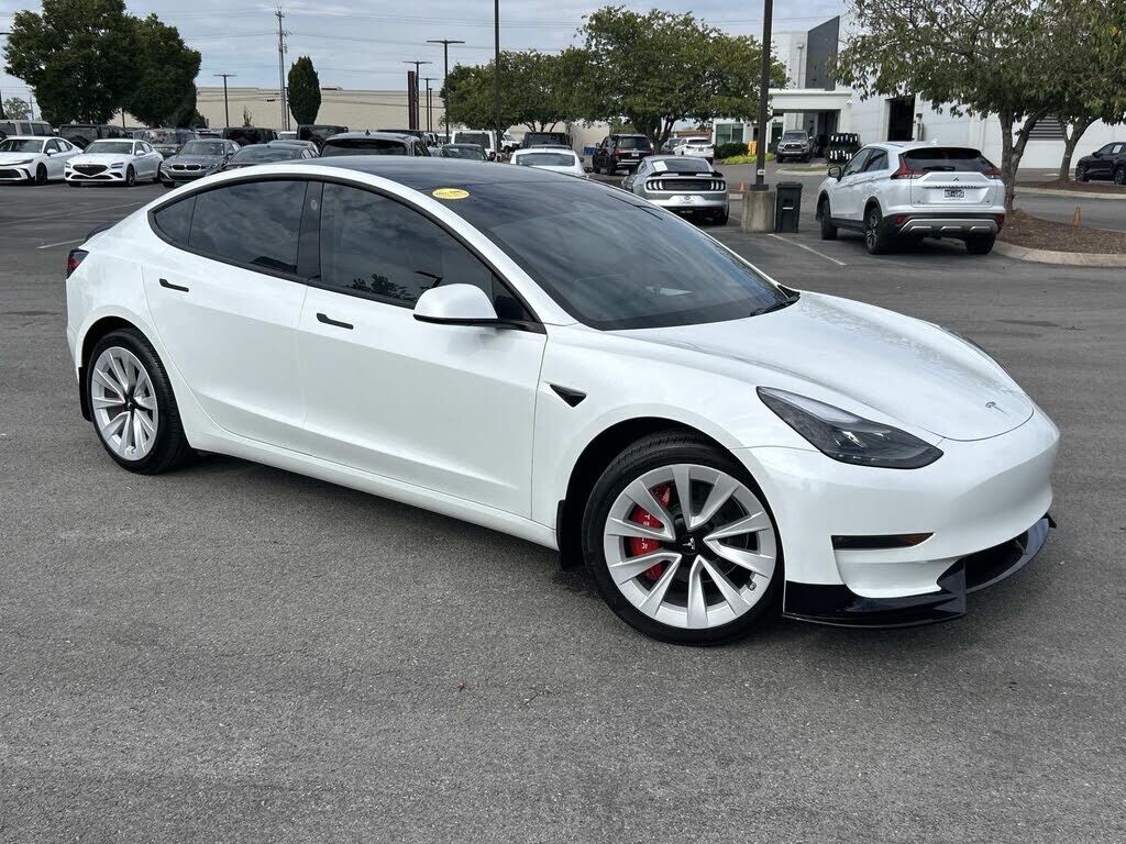 2023 TESLA Model 3