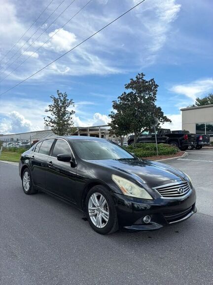 2011 INFINITI G37