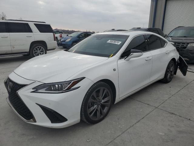 2019 LEXUS ES