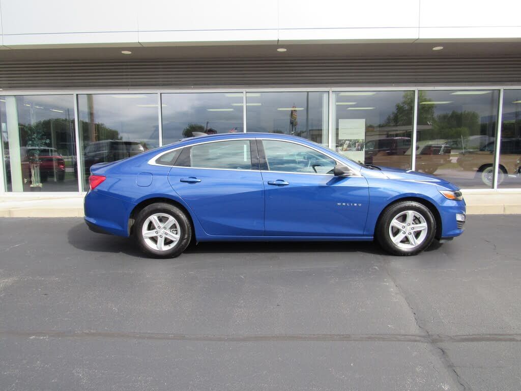 2023 CHEVROLET Malibu