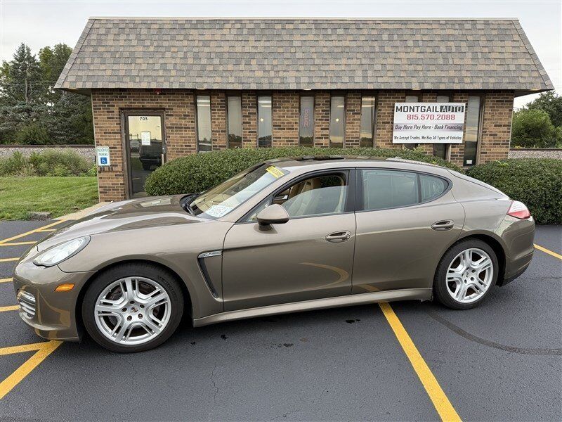 2011 PORSCHE Panamera
