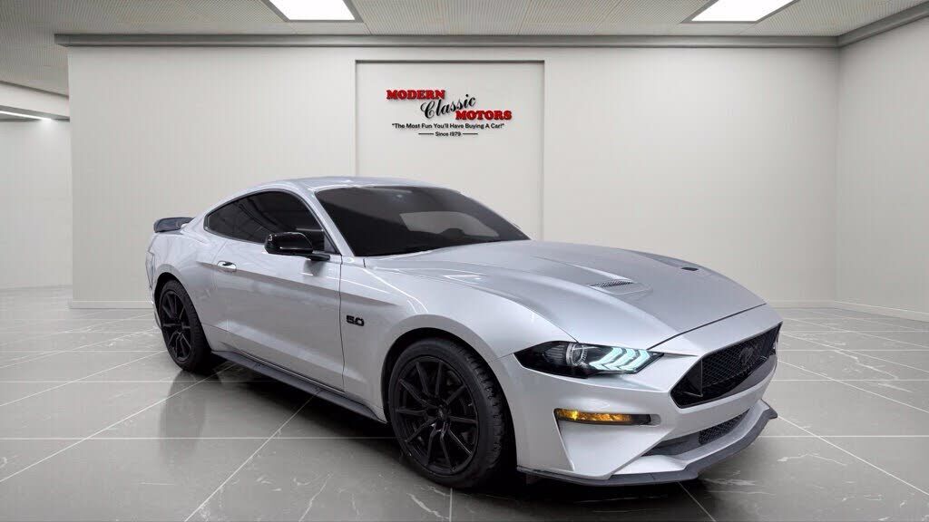 2019 FORD Mustang