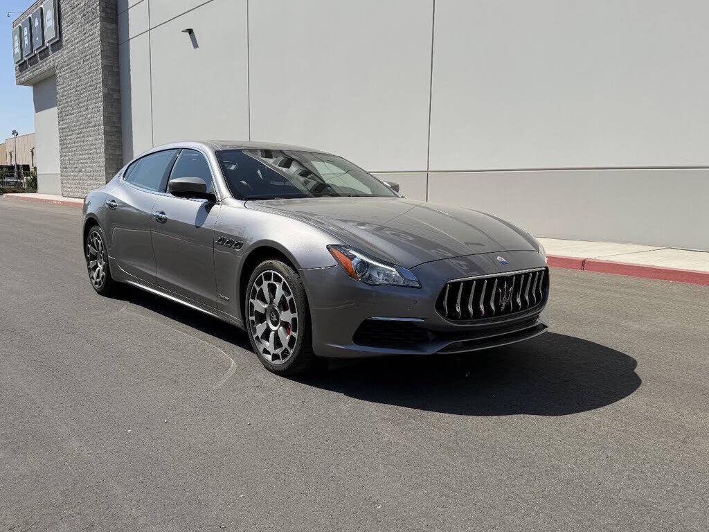 2017 MASERATI Quattroporte