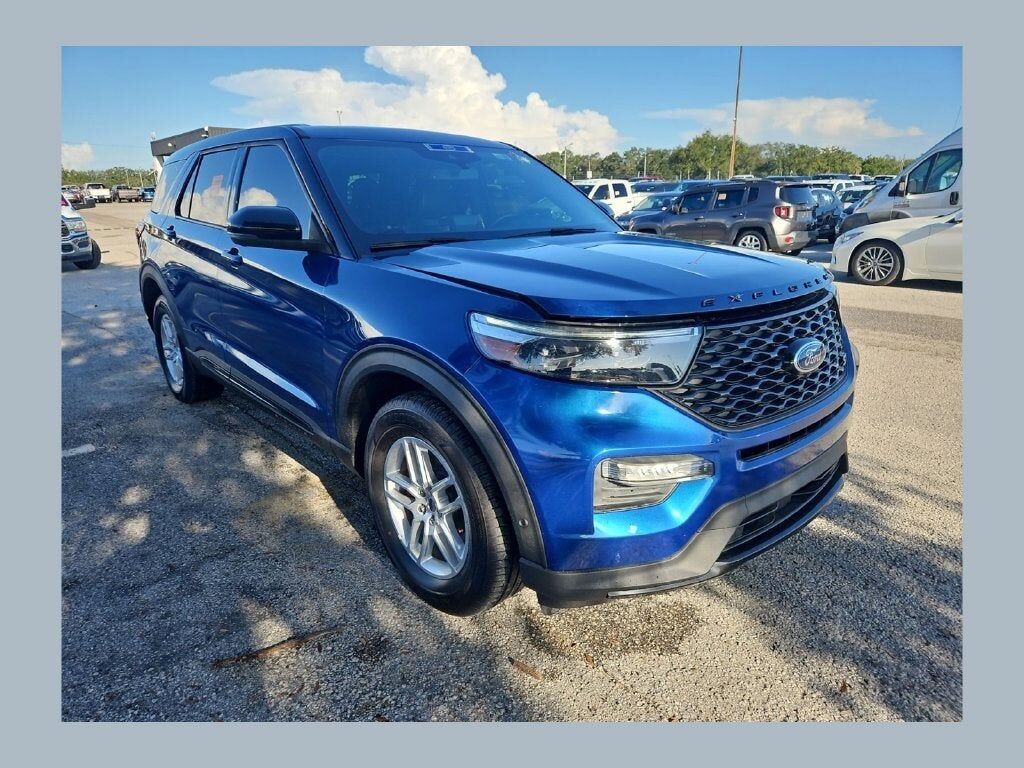 2021 FORD Explorer