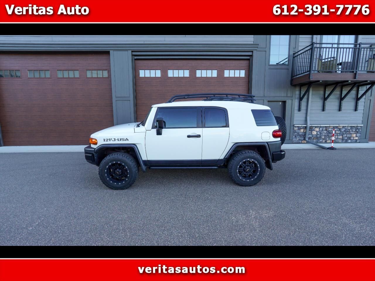 2012 TOYOTA FJ Cruiser