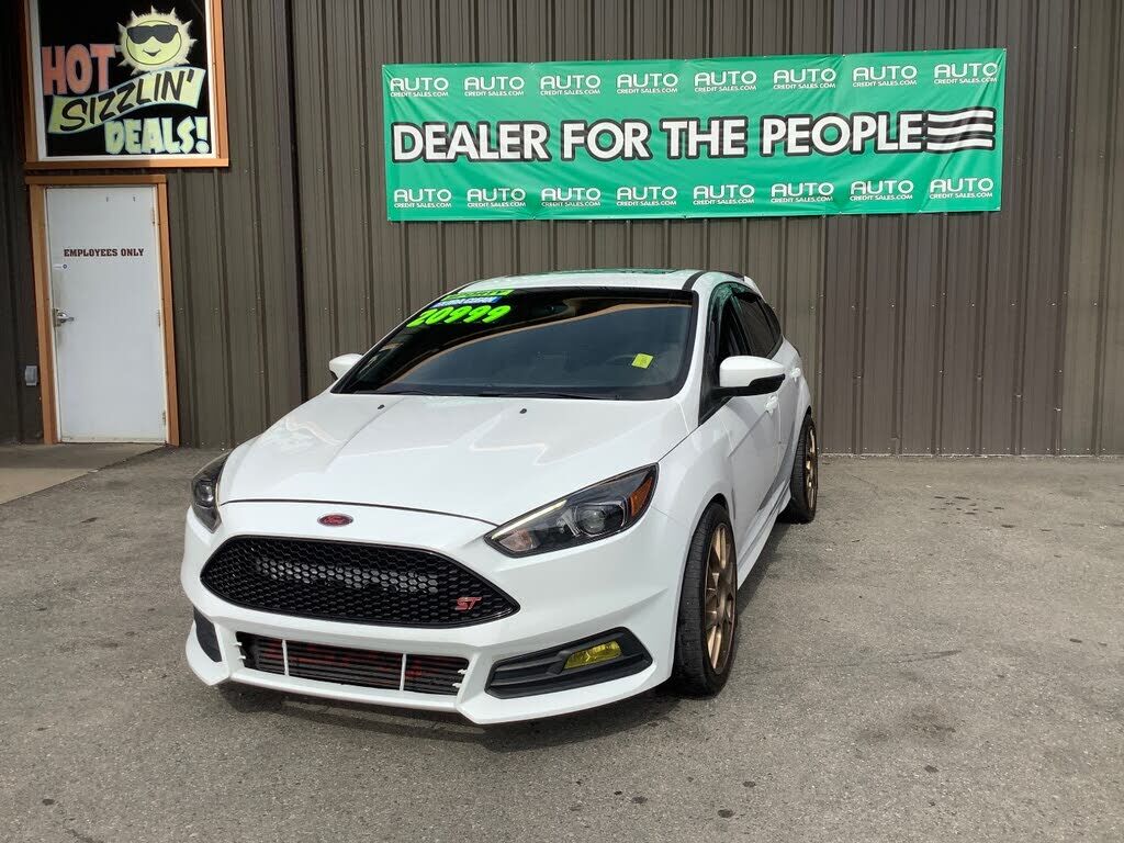 2017 FORD Focus
