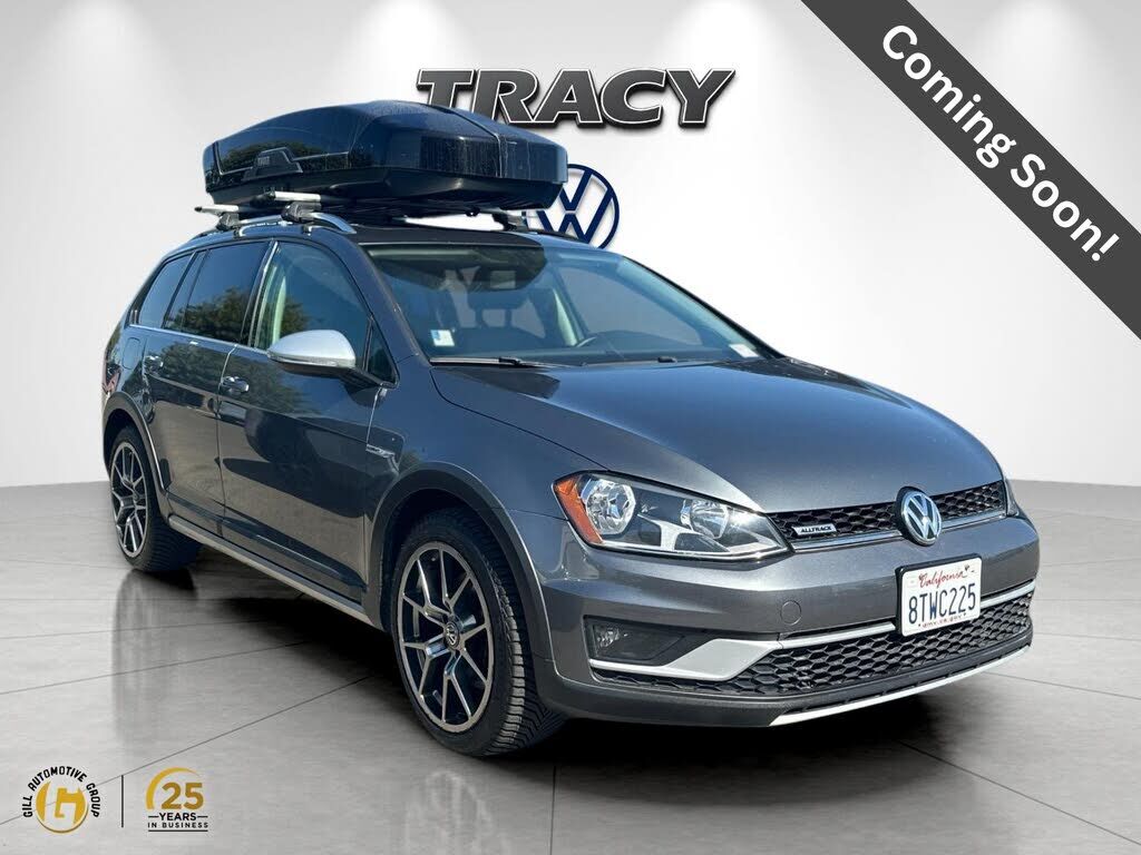 2017 VOLKSWAGEN Golf Alltrack