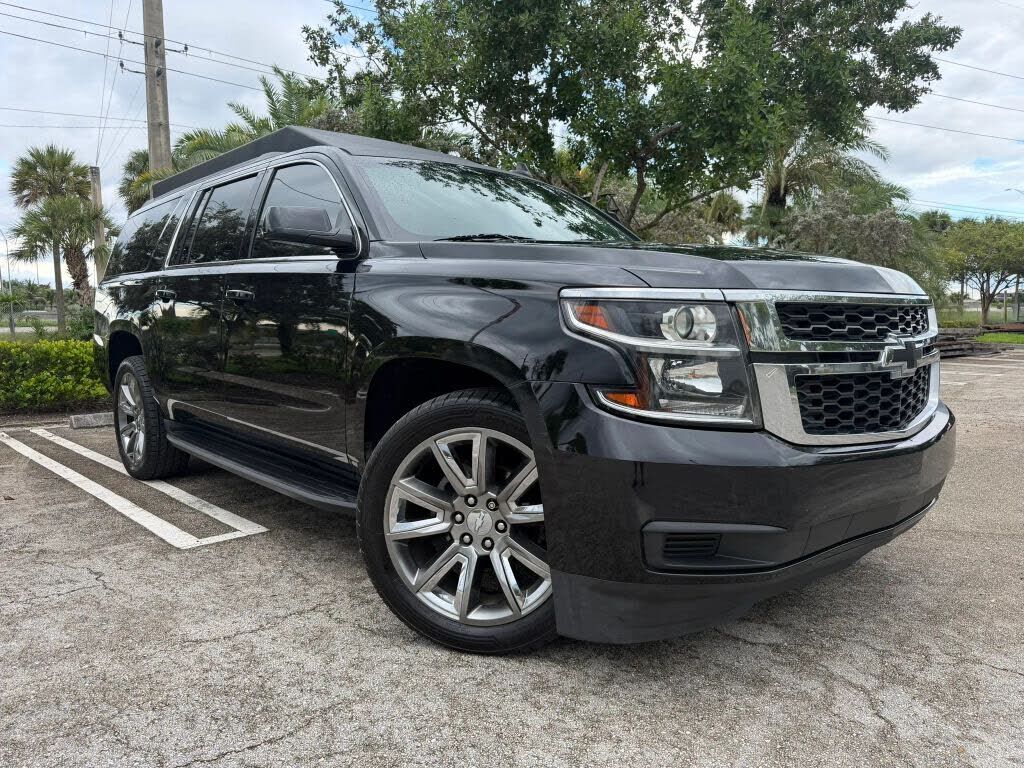 2018 CHEVROLET Suburban