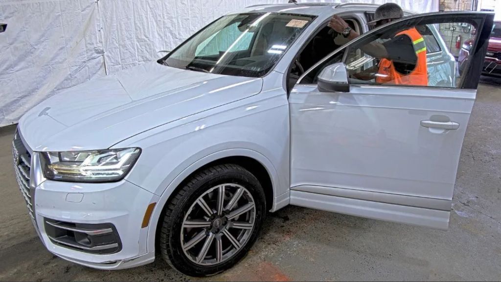 2017 AUDI Q7