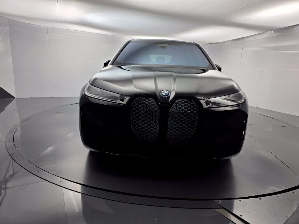 2023 BMW iX