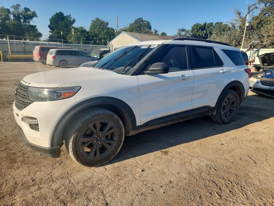 2021 FORD Explorer