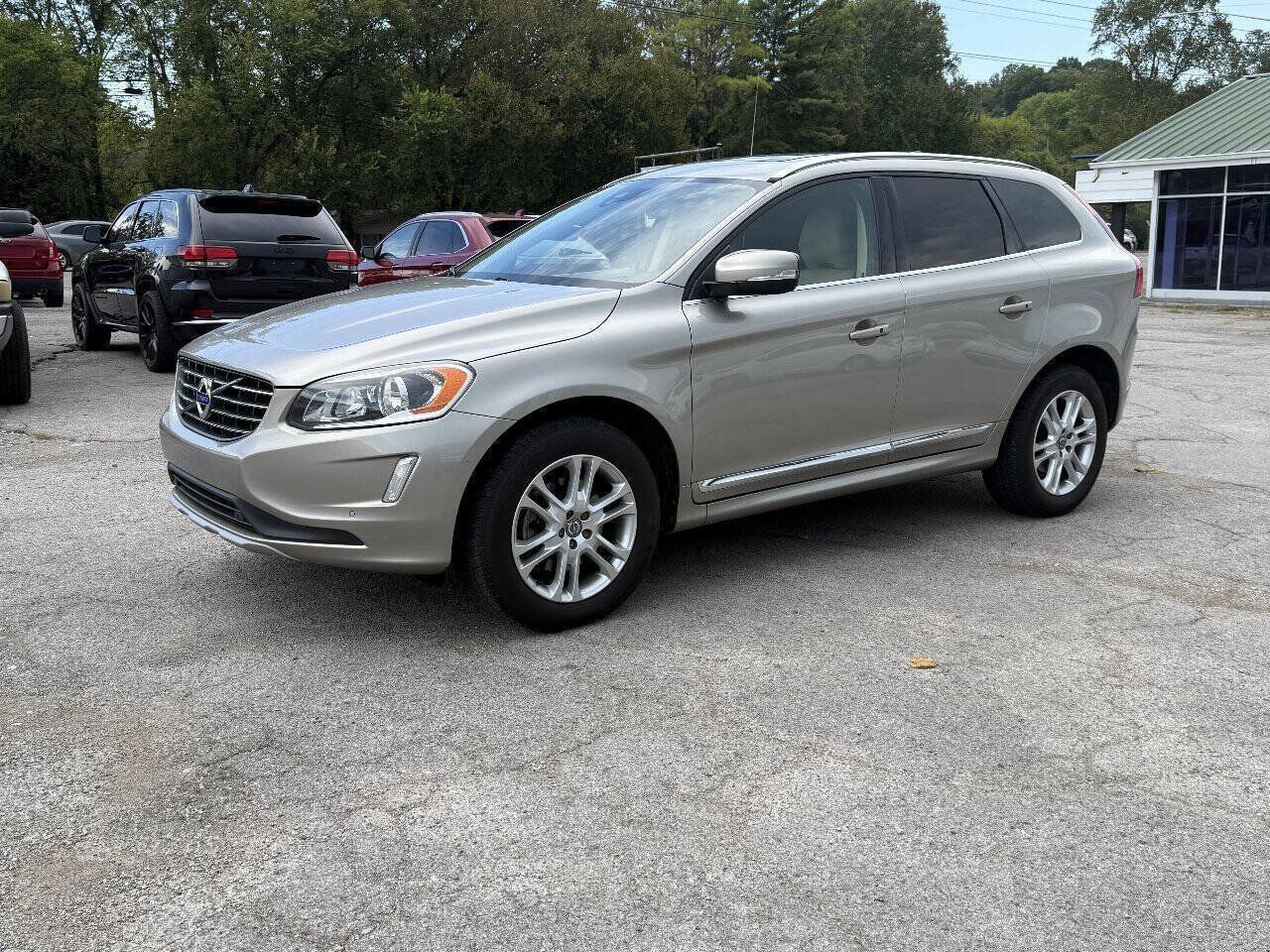 2016 VOLVO XC60