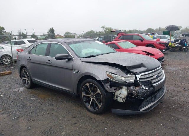 2014 FORD Taurus