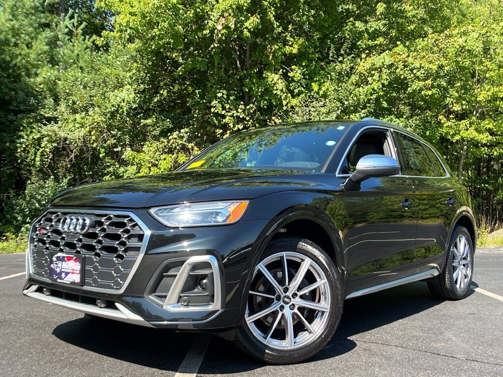 2022 AUDI SQ5