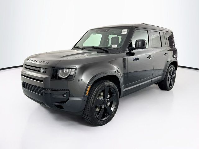 2026 LAND ROVER Defender