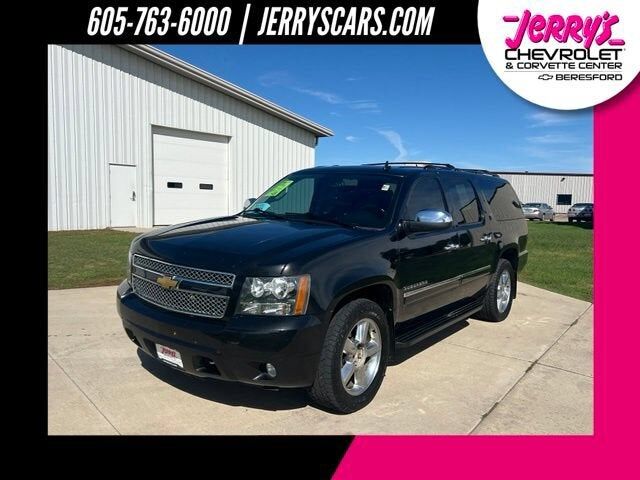 2013 CHEVROLET Suburban