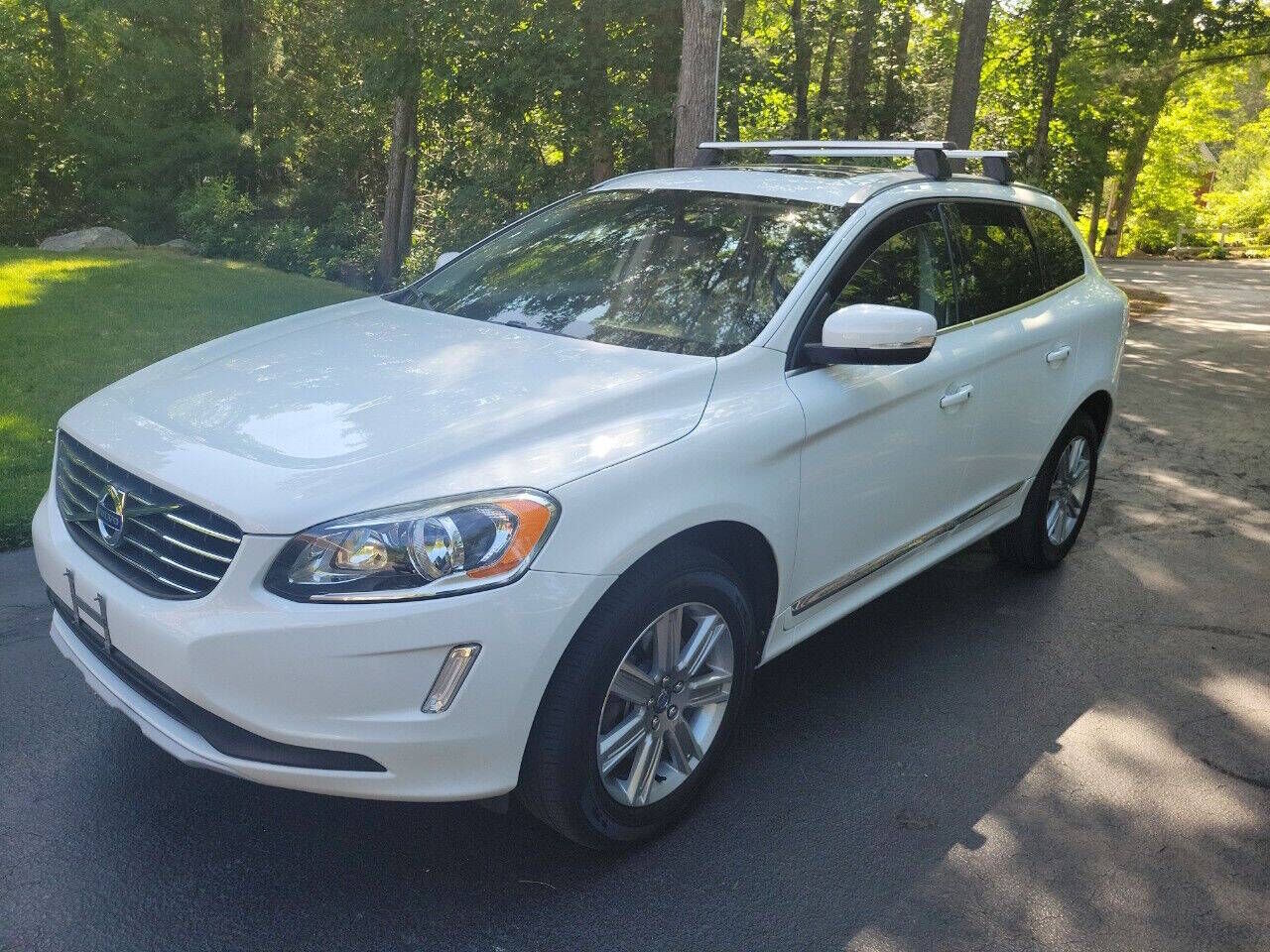 2016 VOLVO XC60