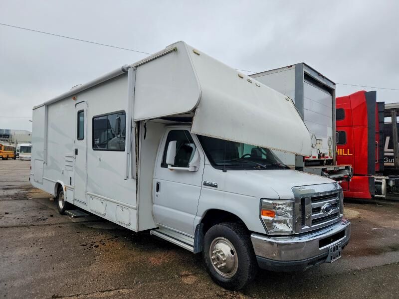 2008 FORD E-450