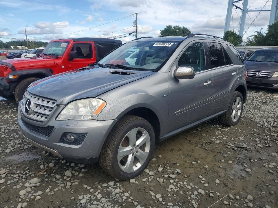 2010 MERCEDES-BENZ M-Class
