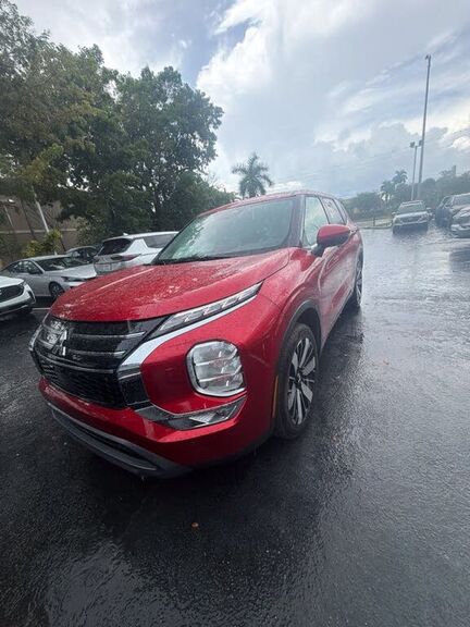 2025 MITSUBISHI Outlander