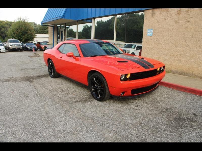 2017 DODGE Challenger