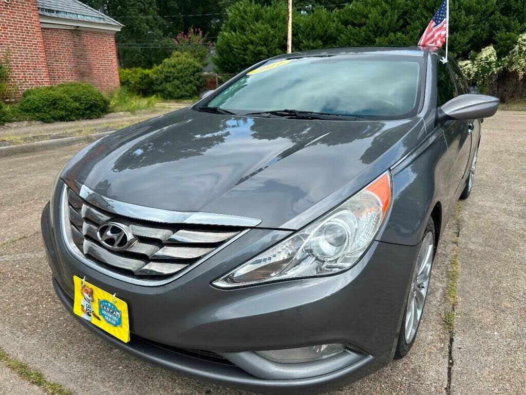 2011 HYUNDAI Sonata