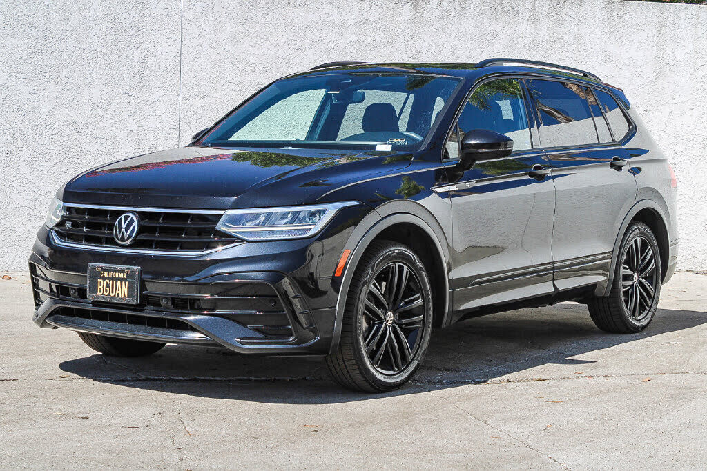 2022 VOLKSWAGEN Tiguan
