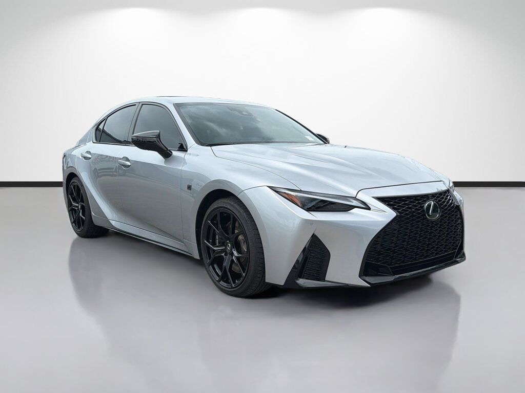 2025 LEXUS IS