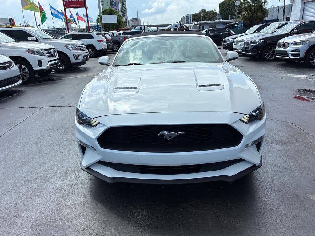 2020 FORD Mustang
