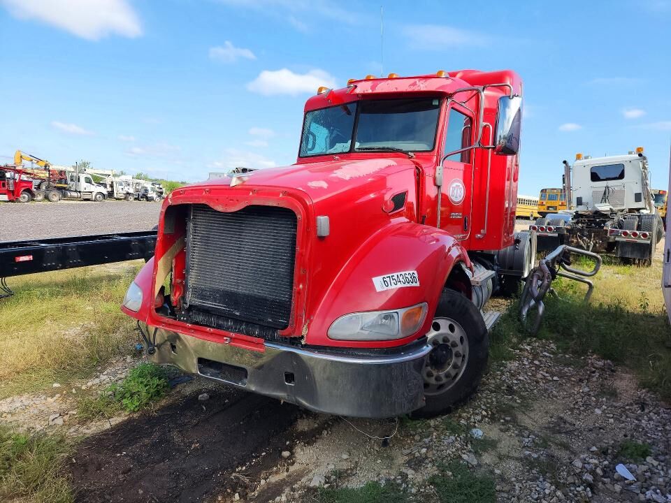 2013 PETERBILT 386