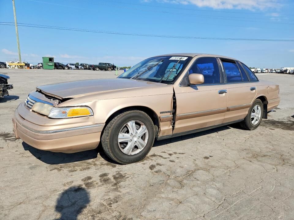 1993 FORD Crown Victoria