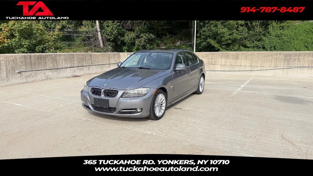 2011 BMW 3 Series