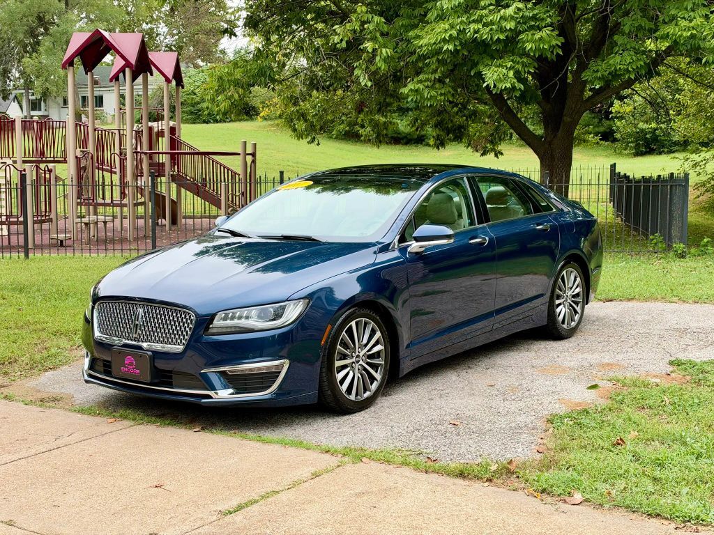 2017 LINCOLN MKZ