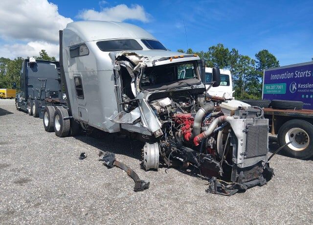 2012 KENWORTH T6 Series
