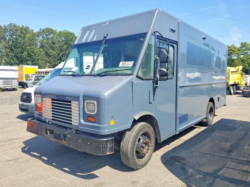 2020 FORD Commercial Chassis