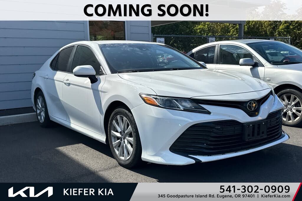 2018 TOYOTA Camry