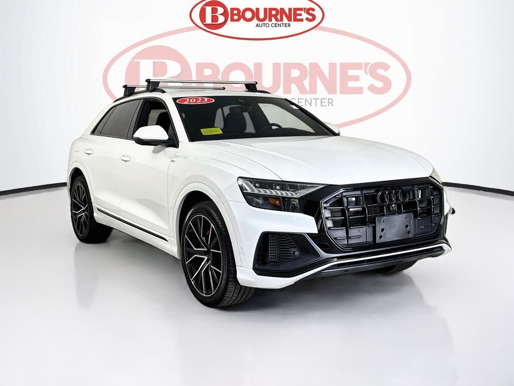 2023 AUDI Q8