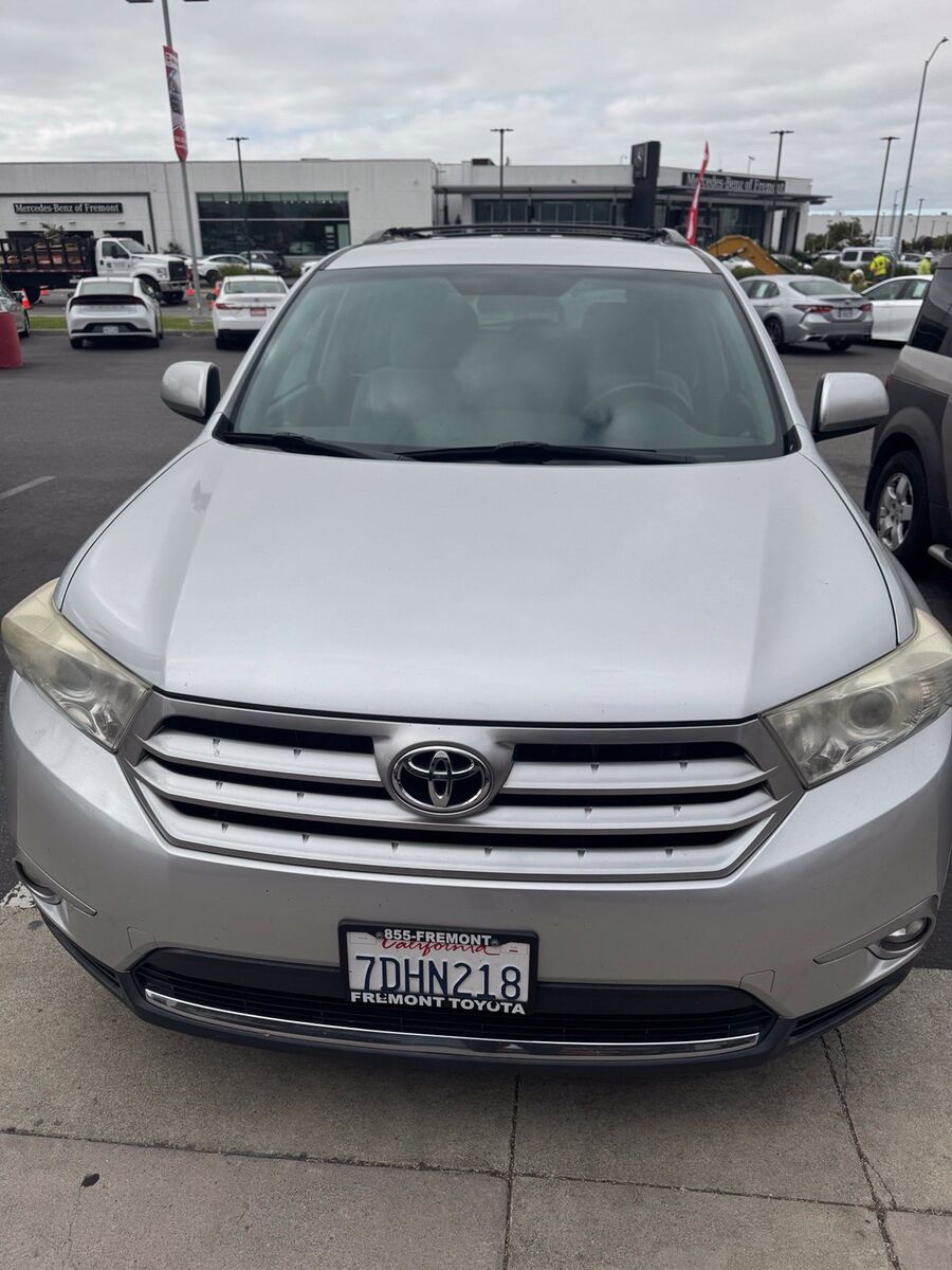 2013 TOYOTA Highlander
