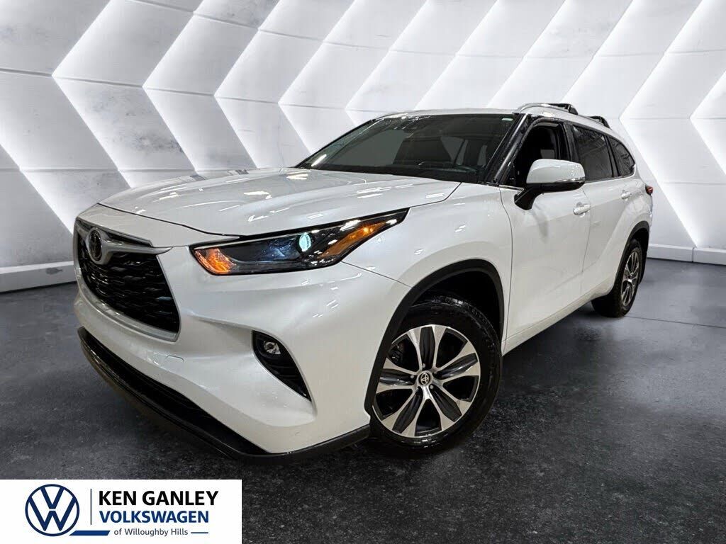 2024 TOYOTA Highlander