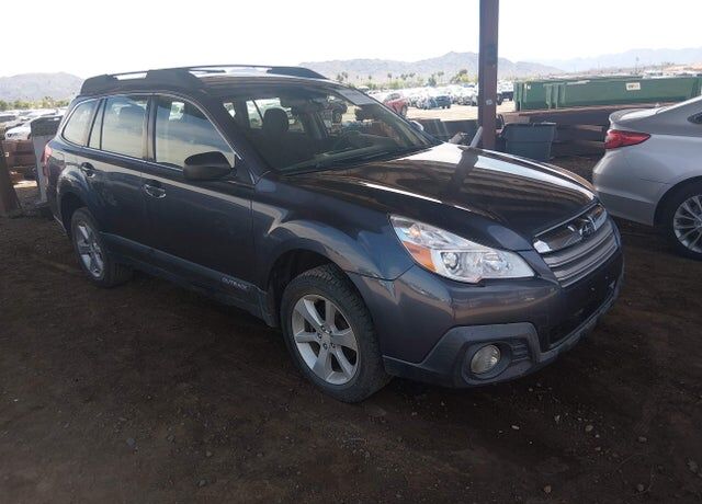 2014 SUBARU Outback