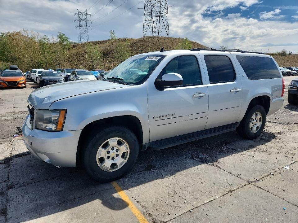 2014 CHEVROLET Suburban