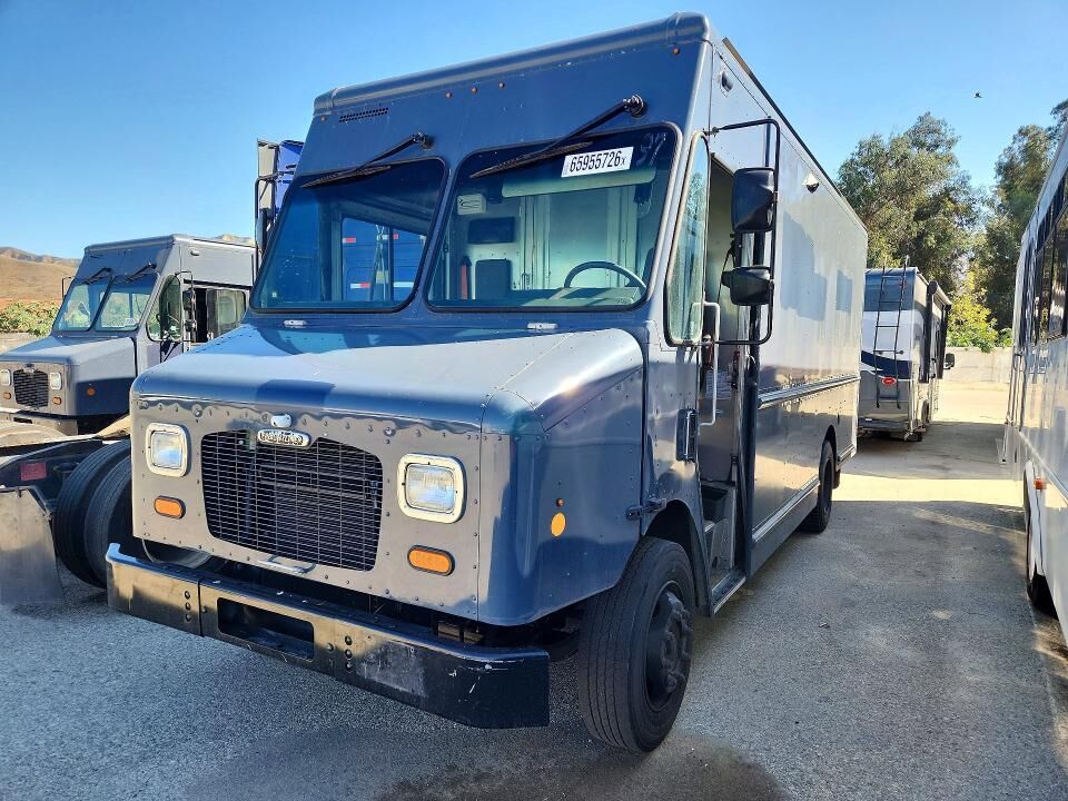 2020 FREIGHTLINER MT 45G Front Gasoline Engine Walk in Van Chassis