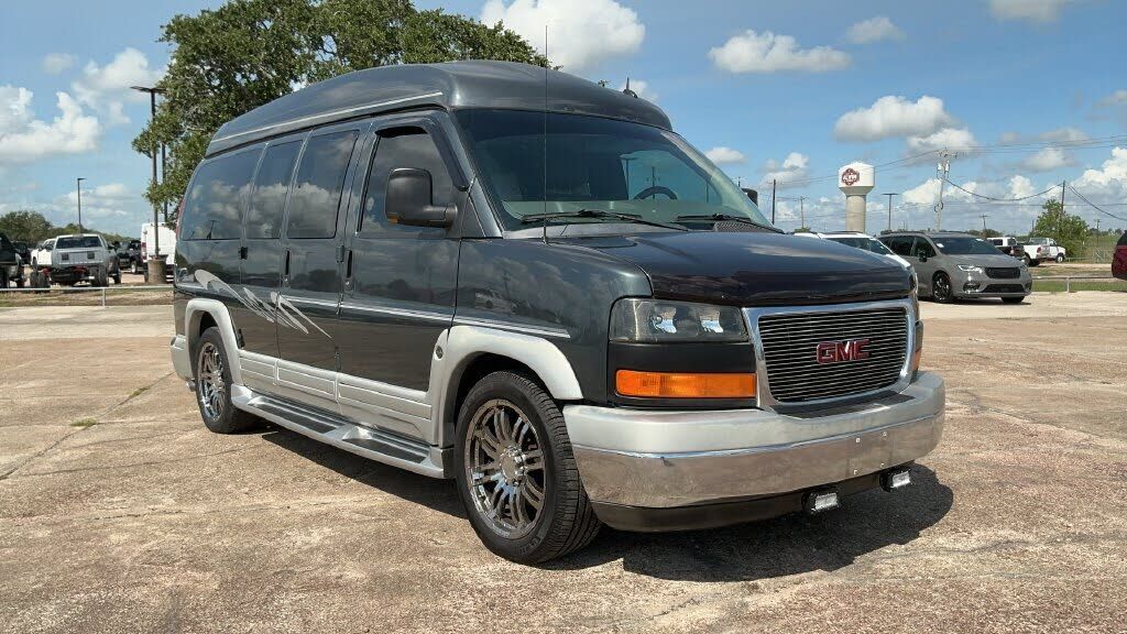 2014 GMC Savana