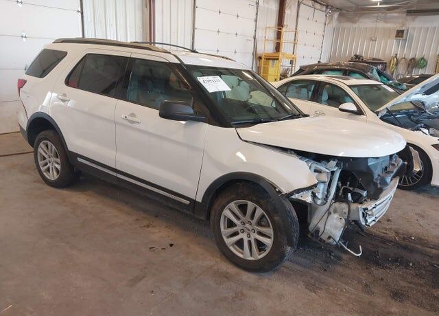 2019 FORD Explorer