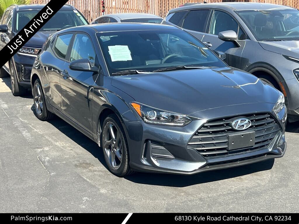 2019 HYUNDAI Veloster