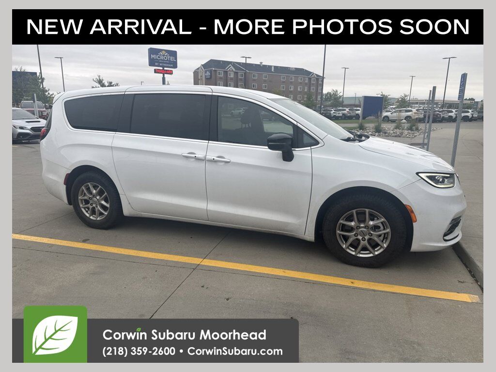2024 CHRYSLER Pacifica