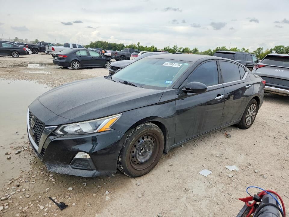 2020 NISSAN Altima