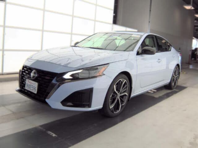 2023 NISSAN Altima