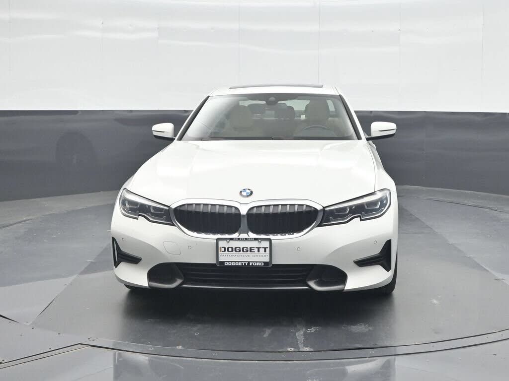 2021 BMW 330i