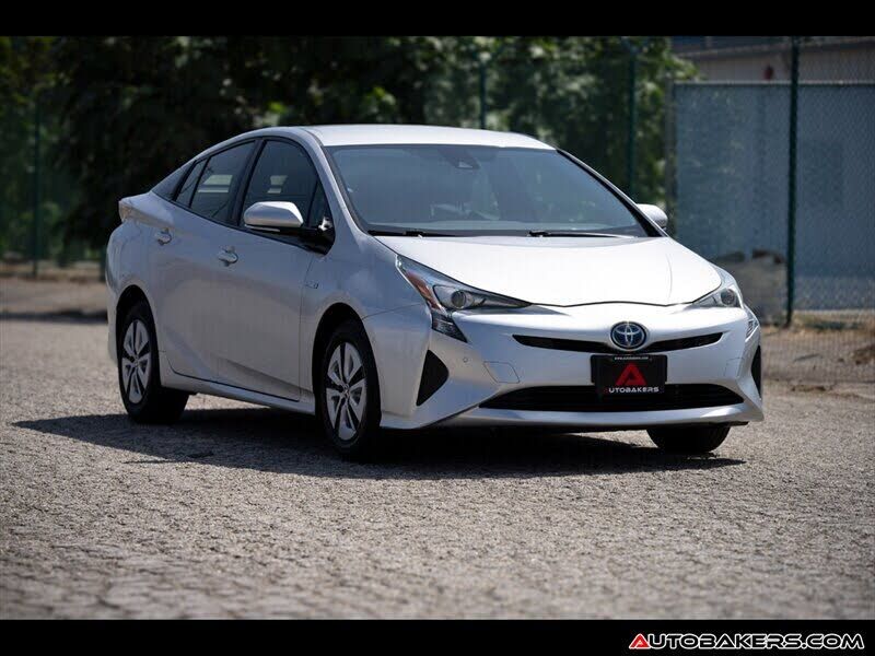 2018 TOYOTA PRIUS
